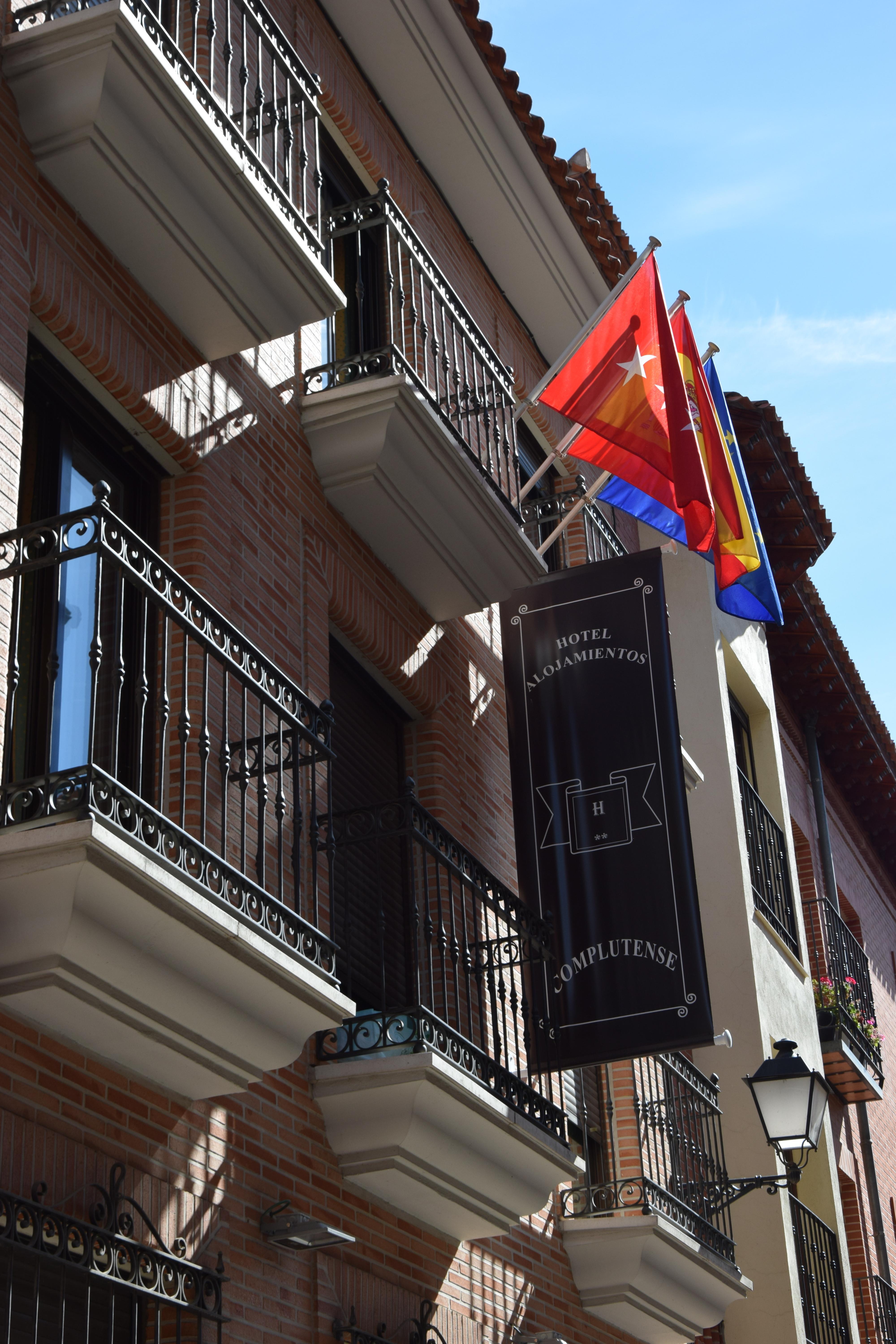 Hotel Complutense Alcalá de Henares Exterior foto